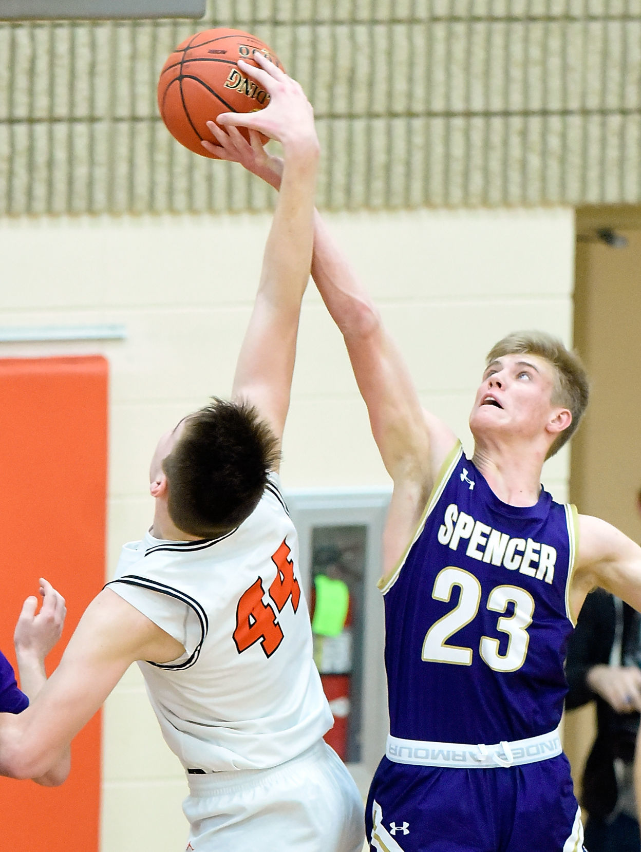 Basketball Spencer at Sergeant Bluff-Luton